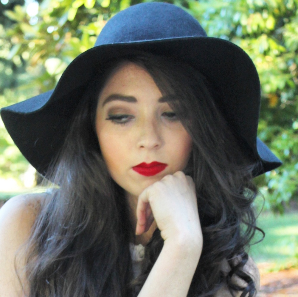 Meet your Posher, Paola
